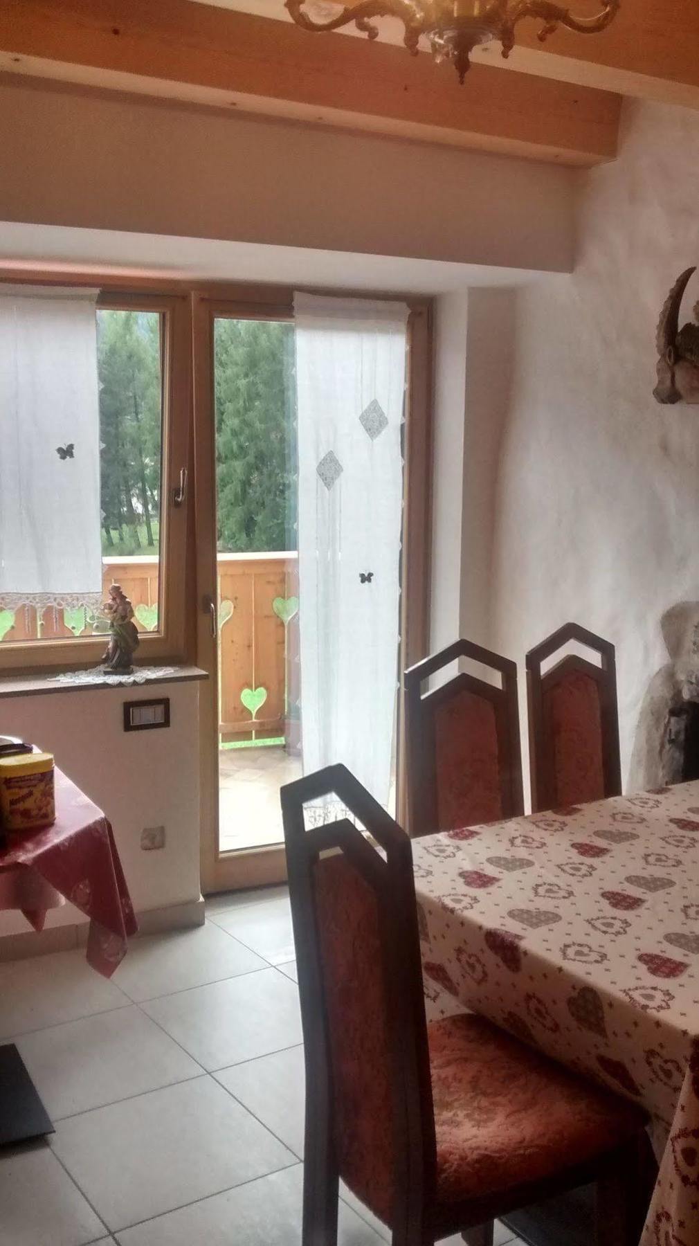 Beb La Stube Dei Partel Bed and Breakfast Ziano di Fiemme Eksteriør billede